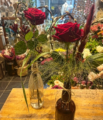 Single red rose Vase